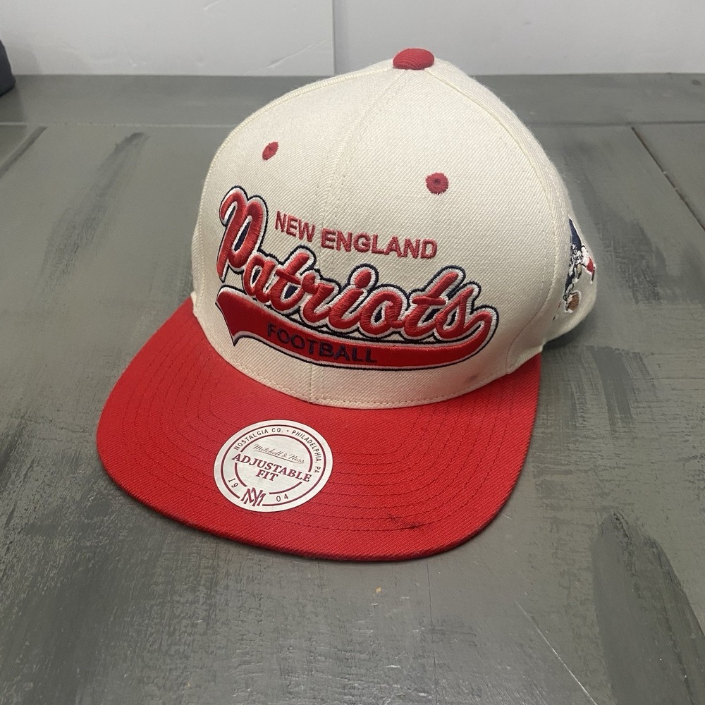 New England Patriots Hat Mitchell & Ness NFL Vintage Collection Snapback Cap
